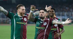 Champions Mohun Bagan Super Giant host Kerala Blasters at the Vivekananda Yuba Bharati Krirangan & Super Cup champions FC Goa face debutants Inter Kashi at the Fatorda